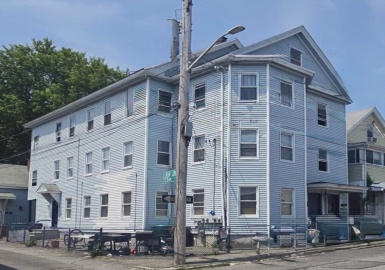 43 Cedar Street, Lowell, Massachusetts 01852, 9 Bedrooms Bedrooms, 18 Rooms Rooms,3 BathroomsBathrooms,Residential Income,For Sale,Cedar Street,73388171