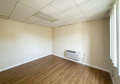 5 Mark Ln, Barnstable, Massachusetts 02601, ,Commercial Lease,For Rent,Mark Ln,73388376
