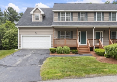 9 Oakes Cir, Millbury, Massachusetts 01527, 3 Bedrooms Bedrooms, 5 Rooms Rooms,2.5 BathroomsBathrooms,Residential,For Sale,Oakes Circle Condominium,Oakes Cir,73388390