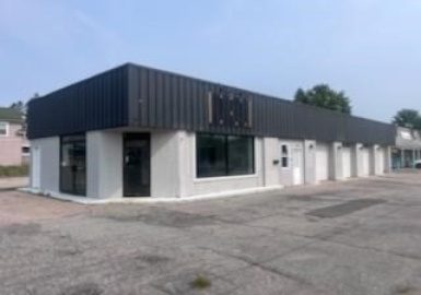 230 Pulaski Blvd, Bellingham, Massachusetts 02019, ,Commercial Sale,For Sale,Pulaski Blvd,73388423