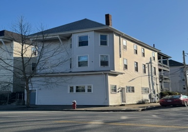 717-719 Brock Ave, New Bedford, Massachusetts 02744, 8 Bedrooms Bedrooms, 18 Rooms Rooms,4 BathroomsBathrooms,Residential Income,For Sale,Brock Ave,73388864