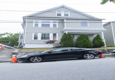 82-84 Jamaica St, Lawrence, Massachusetts 01843, 5 Bedrooms Bedrooms, 13 Rooms Rooms,3 BathroomsBathrooms,Residential Income,For Sale,Jamaica St,73388885