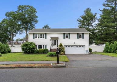 17 Nolte Rd, Billerica, Massachusetts 01821, 3 Bedrooms Bedrooms, 8 Rooms Rooms,1.5 BathroomsBathrooms,Residential,For Sale,Nolte Rd,73389656