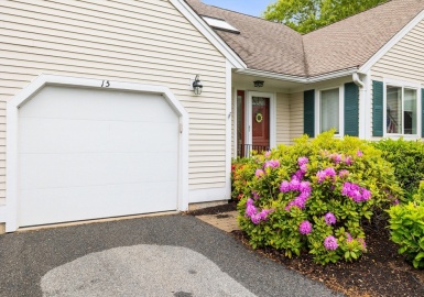 15 Pebble Beach, Mashpee, Massachusetts 02649, 2 Bedrooms Bedrooms, 6 Rooms Rooms,2.5 BathroomsBathrooms,Residential,For Sale,Pebble Beach,73389783
