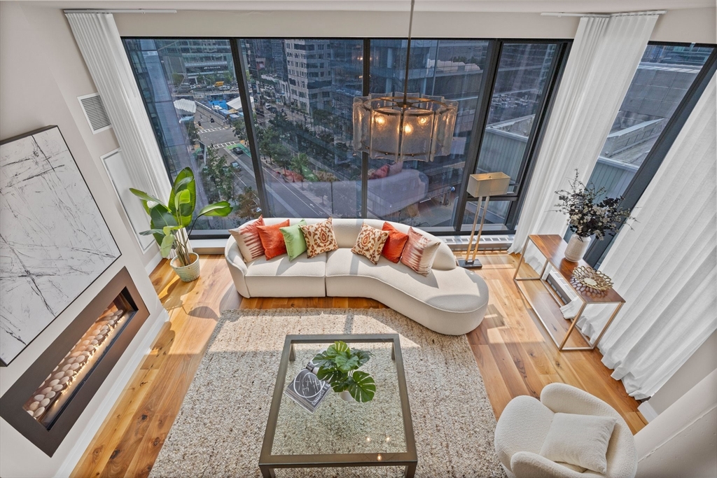 300 Pier 4 Blvd, Boston, Massachusetts 02210