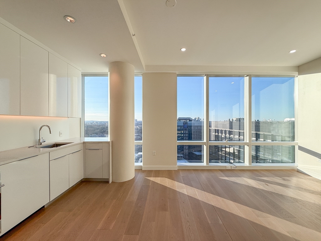 188 Brookline Ave, Boston, Massachusetts 02215