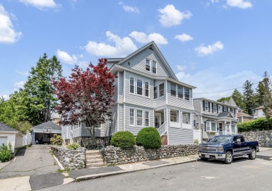 6-8 Maurice Ave, Lawrence, Massachusetts 01841, 8 Bedrooms Bedrooms, 24 Rooms Rooms,3 BathroomsBathrooms,Residential Income,For Sale,Maurice Ave,73390800