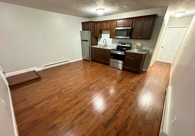 99 Irving St, Fall River, Massachusetts 02723, 26 Bedrooms Bedrooms, 43 Rooms Rooms,20 BathroomsBathrooms,Residential Income,For Sale,Irving St,73390948