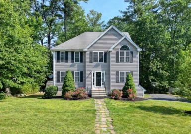2 Dalton Ter, Holbrook, Massachusetts 02343, 4 Bedrooms Bedrooms, 7 Rooms Rooms,2.5 BathroomsBathrooms,Residential,For Sale,Dalton Ter,73390988