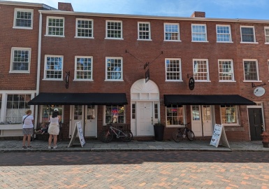 14 Inn St, Left Side, 2nd & 3rd Floor, Newburyport, Massachusetts 01950, ,Commercial Lease,For Rent,Left Side, 2nd & 3rd Floor,73342398