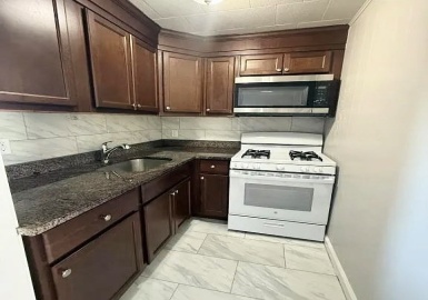 173 County St, Fall River, Massachusetts 02723, 11 Bedrooms Bedrooms, 22 Rooms Rooms,5 BathroomsBathrooms,Residential Income,For Sale,County St,73391108