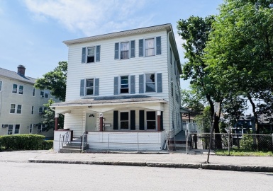 14 Gage St, Worcester, Massachusetts 01605, 12 Bedrooms Bedrooms, 23 Rooms Rooms,4 BathroomsBathrooms,Residential Income,For Sale,Gage St,73391158