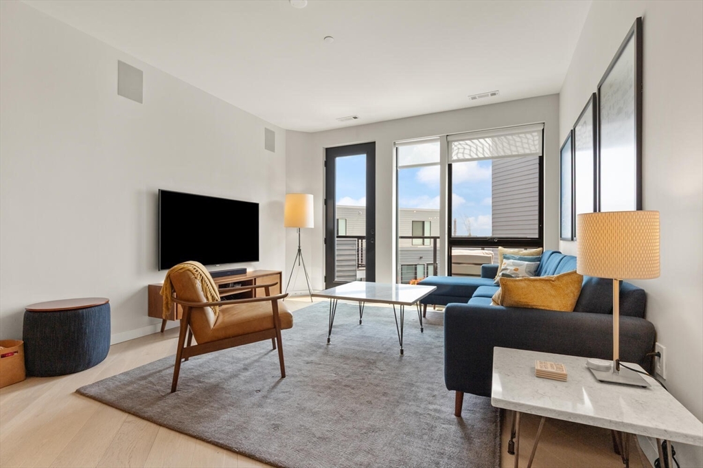 45 W 3rd St, Boston, Massachusetts 02127
