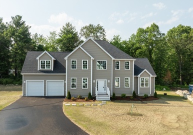 55 Wildwood Path, Raynham, Massachusetts 02767, 4 Bedrooms Bedrooms, 10 Rooms Rooms,2.5 BathroomsBathrooms,Residential,For Sale,Wildwood Path,73391464