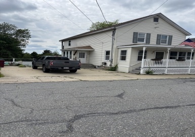 20 Osgood Ave, Lowell, Massachusetts 01850, 3 Bedrooms Bedrooms, 6 Rooms Rooms,2 BathroomsBathrooms,Residential,For Sale,Osgood Ave,73391719