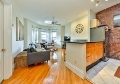 70 Marlborough St, Boston, Massachusetts 02116, 1 Bedroom Bedrooms, 3 Rooms Rooms,1 BathroomBathrooms,Residential Lease,For Rent,Marlborough St,73392434