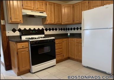 178 Calumet, Boston, Massachusetts 02120, 3 Bedrooms Bedrooms, 4 Rooms Rooms,1.5 BathroomsBathrooms,Residential Lease,For Rent,Calumet,73392452