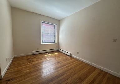 1242 Commonwealth Ave, Boston, Massachusetts 02134, 1 Bedroom Bedrooms, 3 Rooms Rooms,1 BathroomBathrooms,Residential Lease,For Rent,Commonwealth Ave,73392463