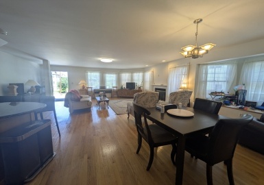 18 Clyde Rd, Watertown, Massachusetts 02472, 3 Bedrooms Bedrooms, 8 Rooms Rooms,3 BathroomsBathrooms,Residential Lease,For Rent,Clyde Rd,73392358