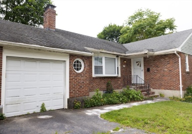 4 Merrill St., Belmont, Massachusetts 02478, 3 Bedrooms Bedrooms, 10 Rooms Rooms,3 BathroomsBathrooms,Residential Lease,For Rent,Merrill St.,73391082