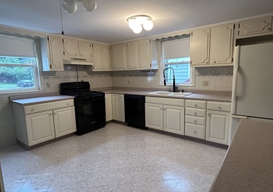 175 Maple Street, Malden, Massachusetts 02148, 3 Bedrooms Bedrooms, 6 Rooms Rooms,2 BathroomsBathrooms,Residential Lease,For Rent,Maple Street,73392540