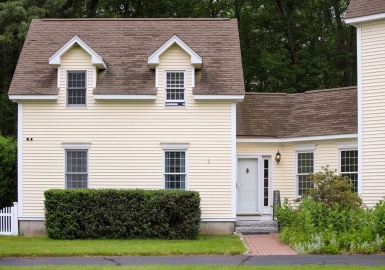 288 Goldthwaite Rd, Northbridge, Massachusetts 01588, 1 Bedroom Bedrooms, 4 Rooms Rooms,1 BathroomBathrooms,Residential Lease,For Rent,Goldthwaite Rd,73392671