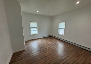 26 Armington Street, Boston, Massachusetts 02134, 4 Bedrooms Bedrooms, 9 Rooms Rooms,2 BathroomsBathrooms,Residential Lease,For Rent,Armington Street,73392730