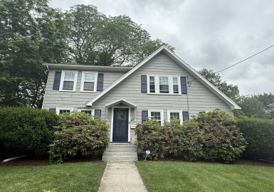 47 Maplewood Ave, Newton, Massachusetts 02459, 3 Bedrooms Bedrooms, 7 Rooms Rooms,2.5 BathroomsBathrooms,Residential Lease,For Rent,Maplewood Ave,73392736