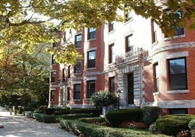 1056 Beacon St, Brookline, Massachusetts 02446, 2 Bedrooms Bedrooms, 4 Rooms Rooms,1 BathroomBathrooms,Residential Lease,For Rent,Beacon St,73392766