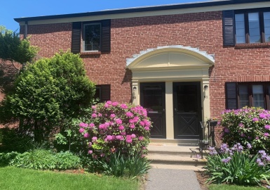 63 Grant Ave, Watertown, Massachusetts 02472, 2 Bedrooms Bedrooms, 5 Rooms Rooms,1 BathroomBathrooms,Residential Lease,For Rent,Grant Ave,73392797