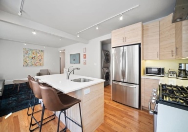 334 Highland, Somerville, Massachusetts 02144, 3 Bedrooms Bedrooms, 5 Rooms Rooms,2 BathroomsBathrooms,Residential Lease,For Rent,Highland,73392819