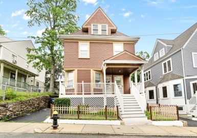 22-22A Montrose St, Boston, Massachusetts 02119, 5 Bedrooms Bedrooms, 11 Rooms Rooms,3 BathroomsBathrooms,Residential Income,For Sale,Montrose St,73392824