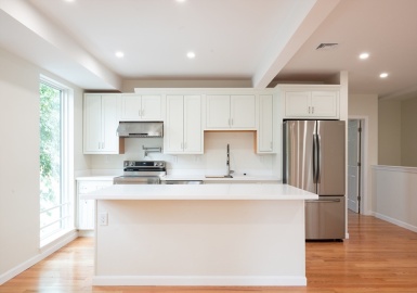 171 Everett St, Boston, Massachusetts 02134, 3 Bedrooms Bedrooms, 6 Rooms Rooms,3.5 BathroomsBathrooms,Residential Lease,For Rent,Everett St,73393194