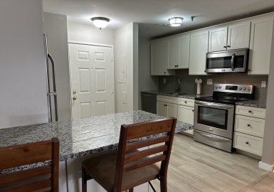 90 Quincy Shore Dr, Quincy, Massachusetts 02171, 1 Bedroom Bedrooms, 4 Rooms Rooms,1 BathroomBathrooms,Residential Lease,For Rent,Quincy Shore Dr,73393174