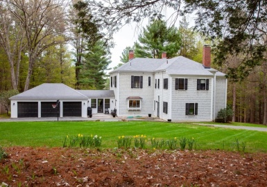 62 Pond Rd, Wellesley, Massachusetts 02482, 5 Bedrooms Bedrooms, 11 Rooms Rooms,3.5 BathroomsBathrooms,Residential Lease,For Rent,Pond Rd,73393210