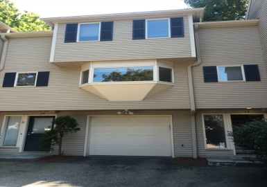 27 Ashland Street, Watertown, Massachusetts 02472, 2 Bedrooms Bedrooms, 6 Rooms Rooms,1.5 BathroomsBathrooms,Residential Lease,For Rent,Ashland Street,73393259