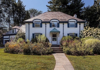 244 Clifton Street, Belmont, Massachusetts 02478, 4 Bedrooms Bedrooms, 10 Rooms Rooms,2.5 BathroomsBathrooms,Residential Lease,For Rent,Clifton Street,73393297