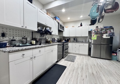 1584 Beacon St, Brookline, Massachusetts 02446, 3 Bedrooms Bedrooms, 8 Rooms Rooms,2 BathroomsBathrooms,Residential Lease,For Rent,Beacon St,73393419