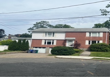 15 Glazer Rd, Newton, Massachusetts 02459, 3 Bedrooms Bedrooms, 7 Rooms Rooms,1.5 BathroomsBathrooms,Residential Lease,For Rent,Glazer Rd,73393438