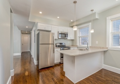 147 Boston Street, Boston, Massachusetts 02125, 5 Bedrooms Bedrooms, 7 Rooms Rooms,2 BathroomsBathrooms,Residential Lease,For Rent,Boston Street,73393475