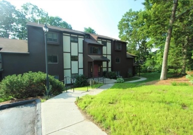 76 Highwood Drive, Franklin, Massachusetts 02038, 2 Bedrooms Bedrooms, 6 Rooms Rooms,1 BathroomBathrooms,Residential Lease,For Rent,Highwood Drive,73393480