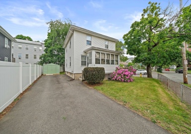 78/80 Curtis Ave, Quincy, Massachusetts 02169, 4 Bedrooms Bedrooms, 8 Rooms Rooms,2 BathroomsBathrooms,Residential Income,For Sale,Curtis Ave,73392978