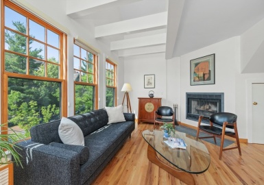 15-19 Mount Vernon St, Cambridge, Massachusetts 02140, 2 Bedrooms Bedrooms, 5 Rooms Rooms,2 BathroomsBathrooms,Residential,For Sale,15-19 Mount Vernon Street Trust,Mount Vernon St,73393377