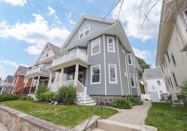 26 Pinehurst St, Boston, Massachusetts 02131, 5 Bedrooms Bedrooms, 14 Rooms Rooms,2 BathroomsBathrooms,Residential Income,For Sale,Pinehurst St,73394364