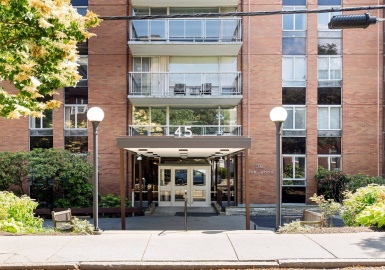 45 Longwood Avenue, Brookline, Massachusetts 02446, 1 Bedroom Bedrooms, 3 Rooms Rooms,1 BathroomBathrooms,Residential,For Sale,Longwood Avenue,73394420