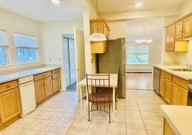 93-95 Squantum Street, Milton, Massachusetts 02186, 2 Bedrooms Bedrooms, 5 Rooms Rooms,2 BathroomsBathrooms,Residential Lease,For Rent,Squantum Street,73394435