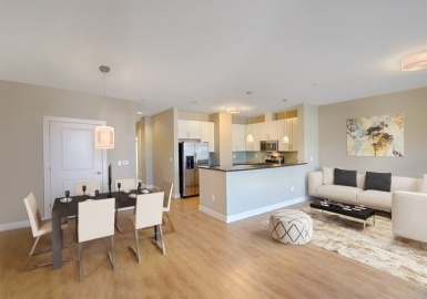 33 Rogers St., Cambridge, Massachusetts 02142, 2 Bedrooms Bedrooms, 4 Rooms Rooms,2 BathroomsBathrooms,Residential Lease,For Rent,Rogers St.,73394475