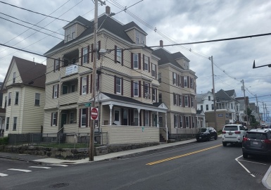 134 University Avenue, Lowell, Massachusetts 01854, 4 Bedrooms Bedrooms, 6 Rooms Rooms,2 BathroomsBathrooms,Residential Lease,For Rent,University Avenue,73394610