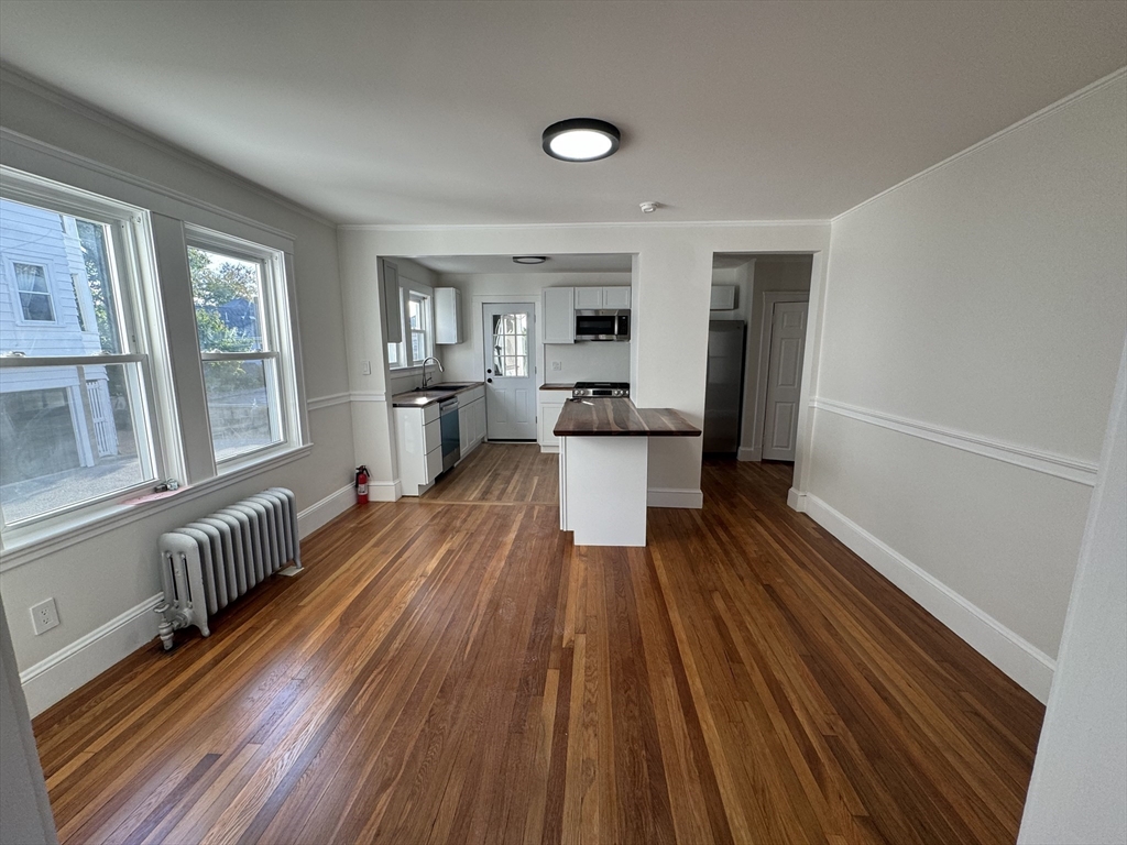 18-20 Winslow Rd, Belmont, Massachusetts 02478, 6 Bedrooms Bedrooms, 13 Rooms Rooms,3.5 BathroomsBathrooms,Residential Income,For Sale,Winslow Rd,73394555