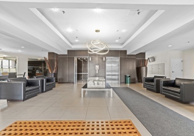 15 N. Beacon St., Boston, Massachusetts 02134, 2 Bedrooms Bedrooms, 4 Rooms Rooms,1.5 BathroomsBathrooms,Residential Lease,For Rent,N. Beacon St.,73394725